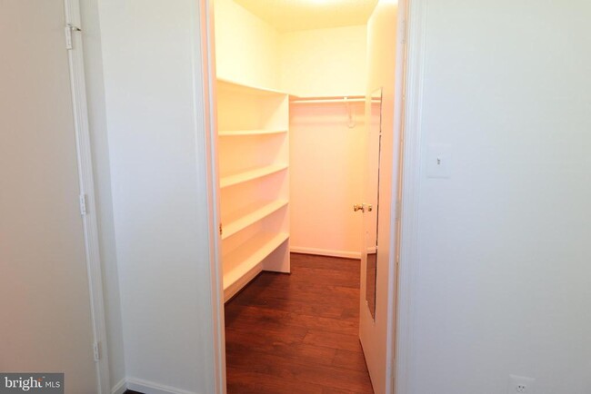 Building Photo - 12907 Churchill Ridge Cir