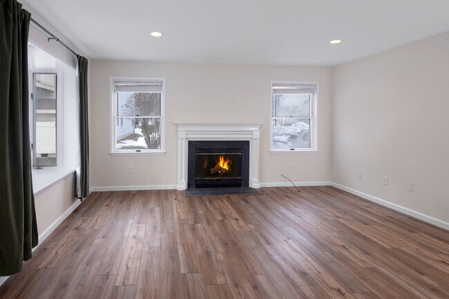 Building Photo - 191 Jonathon Dayton Ct