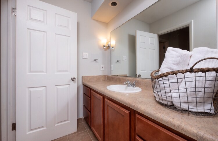 Building Photo - 7403 L St