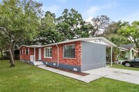 Building Photo - 3914 Deleuil Ave