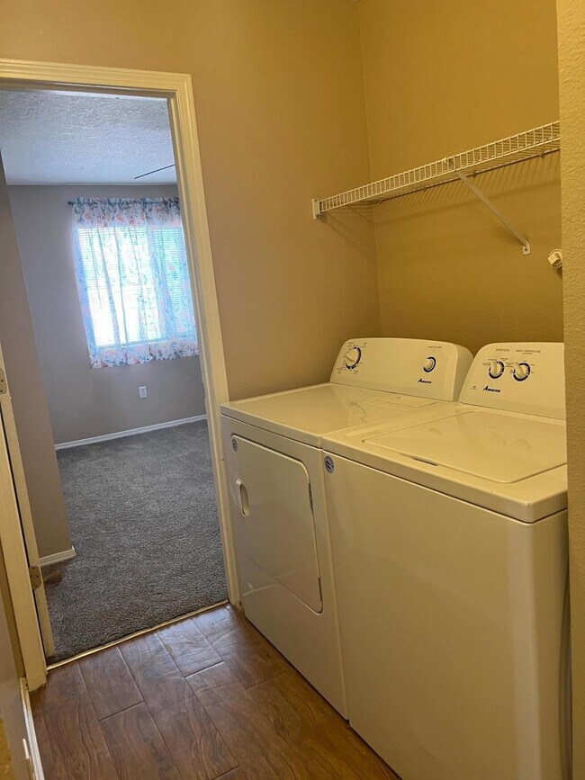 Building Photo - 2804 Quail Pointe Dr NW