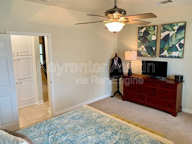 Building Photo - 1305 Delsie Dr