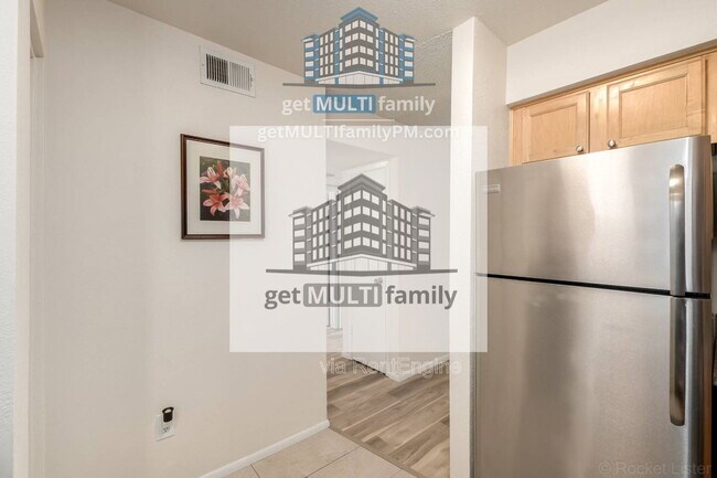 Building Photo - 11640 N 51st Ave