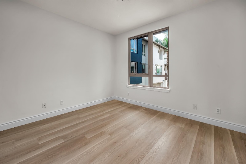 Building Photo - 5410 W 149th Pl