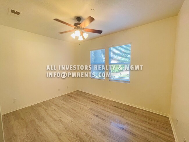 Building Photo - 5554 Nanday Ct