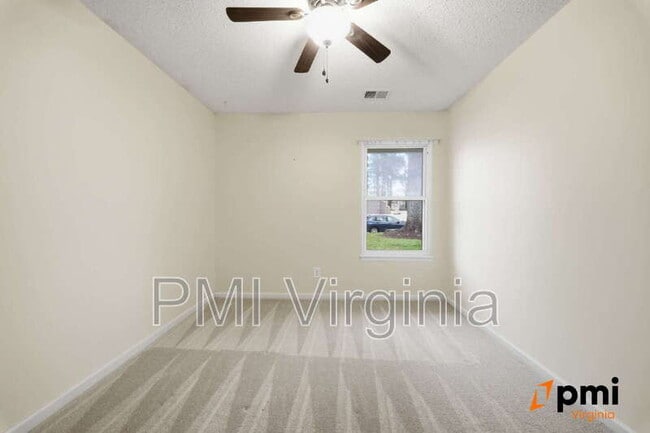 Building Photo - 5413 Brookfield Dr