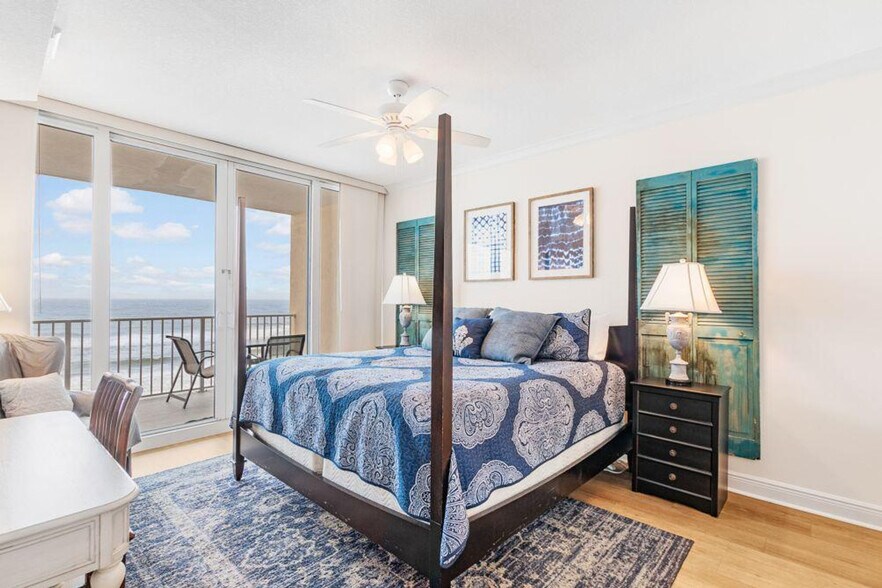 Building Photo - 365 E Beach Blvd