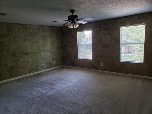 Building Photo - 2505 Lake Meadow Dr
