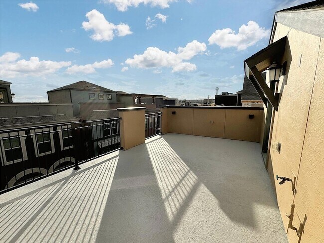 Building Photo - 1367 Branchwood Pl