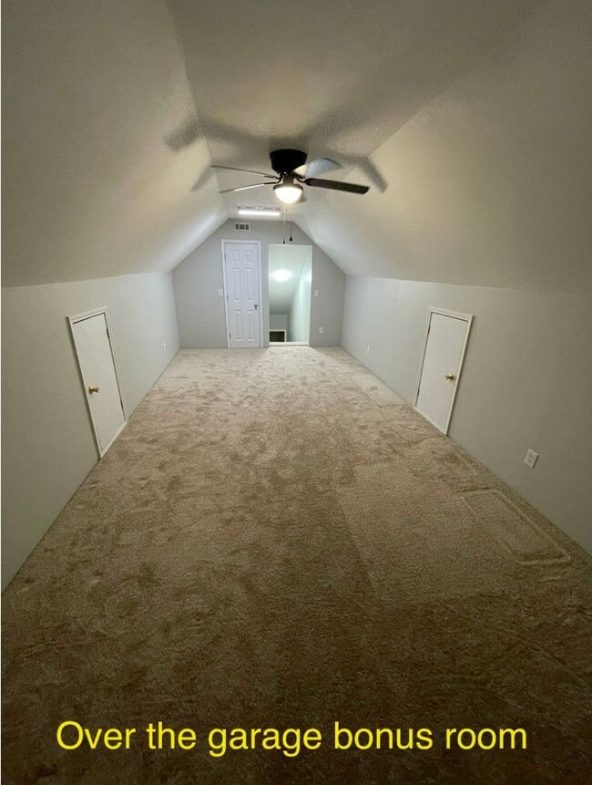 Building Photo - 3 Bedroom 2 Bath South Florence