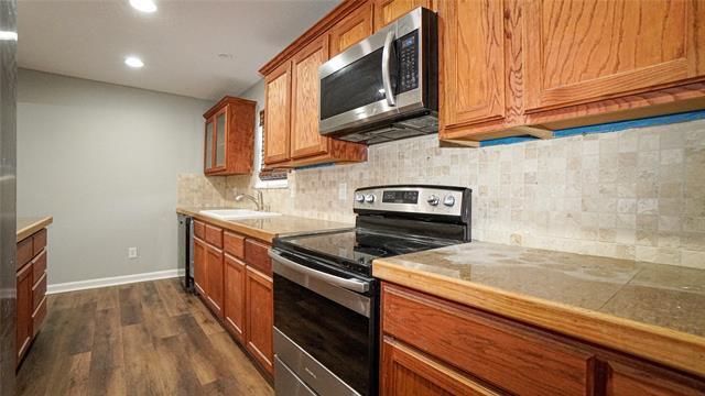 Building Photo - 7113 Ridgeview Dr
