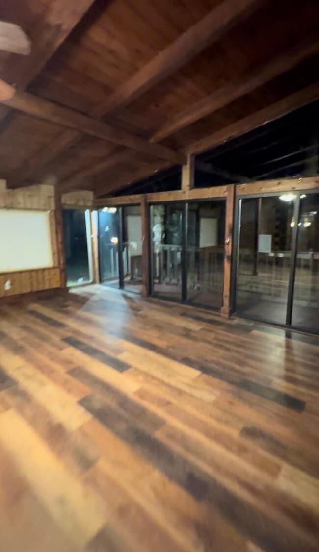 Building Photo - 7307 Rhodes Ln