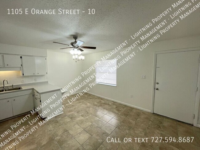 Building Photo - 1105 E Orange St
