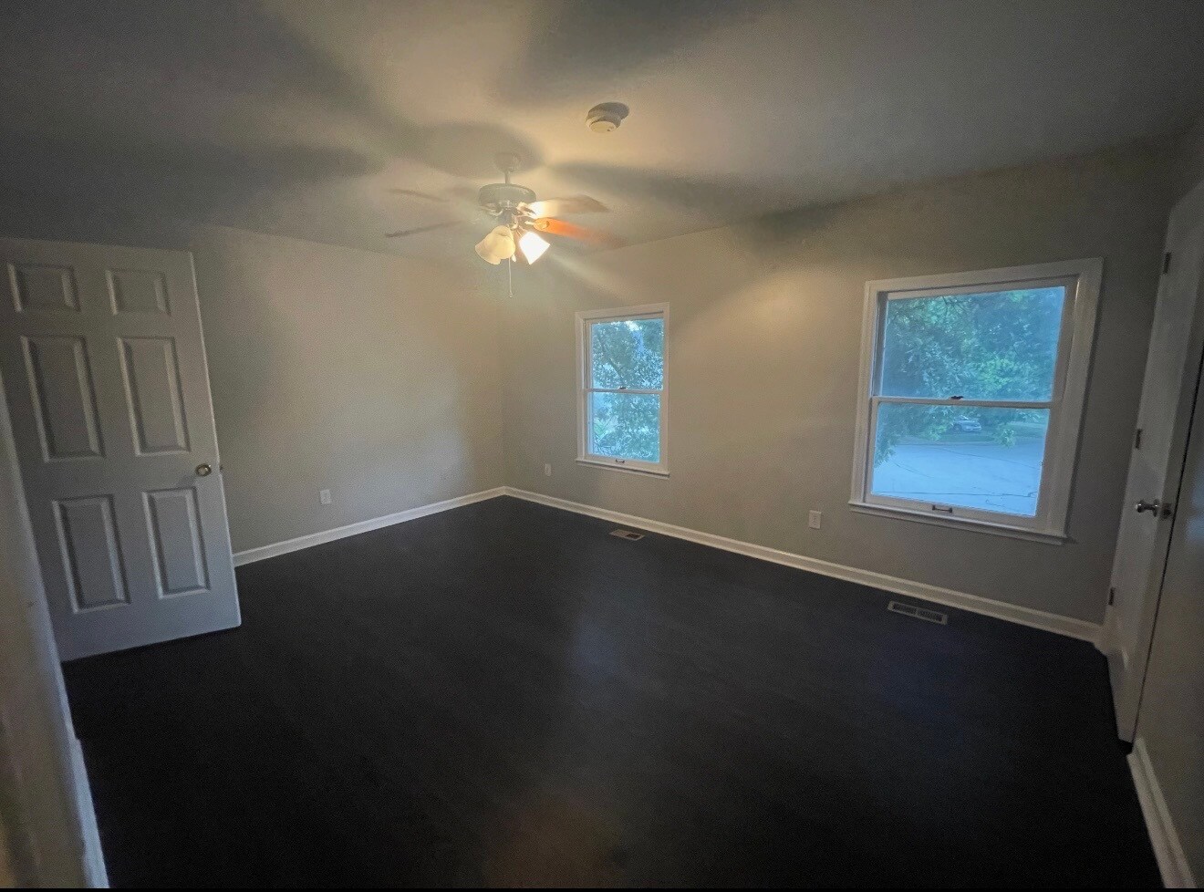 Building Photo - 1408 Deer Lake Cir