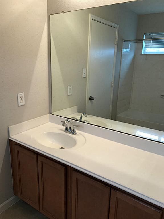 Building Photo - 12702 Claradeen Ct
