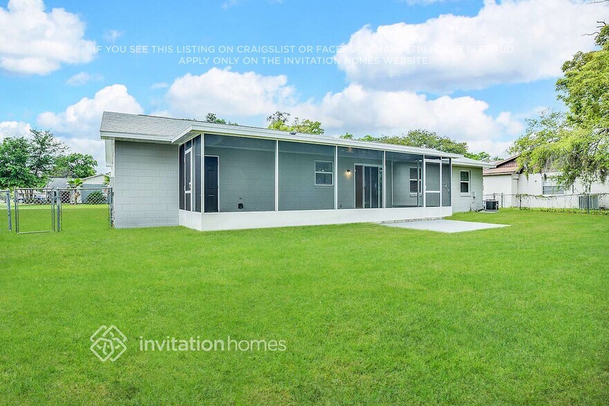 Building Photo - 2681 Clearbrook Cir