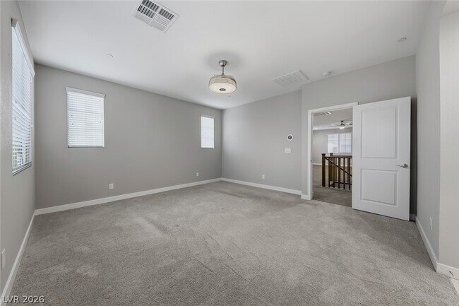 Building Photo - 11 Flora Sagio Ave