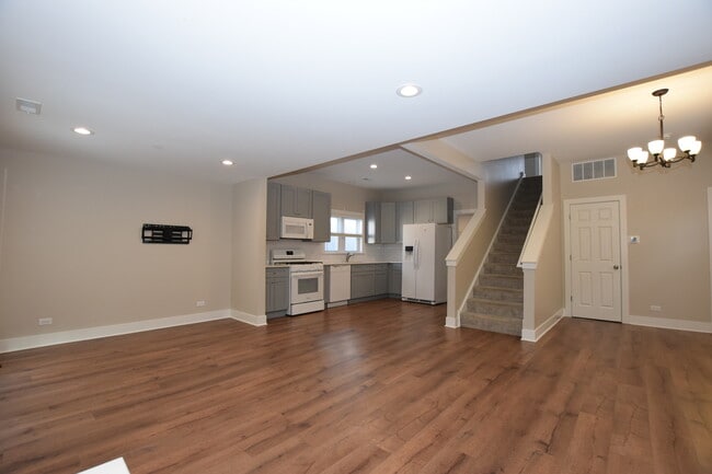 Building Photo - 412 Lincoln Ave