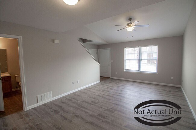 Building Photo - 1505-1507 Bodie Dr.