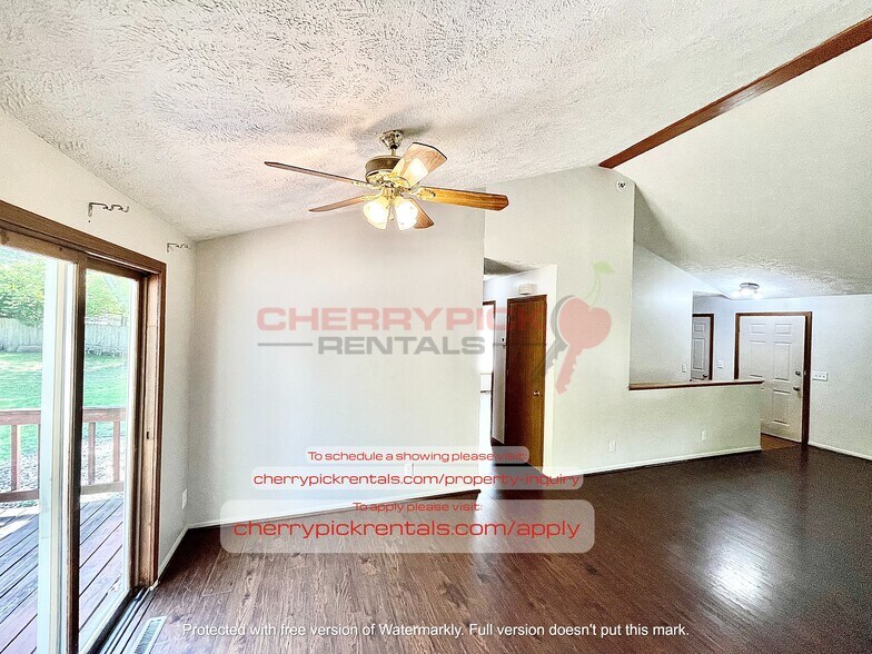 Building Photo - 2612 S 52nd St