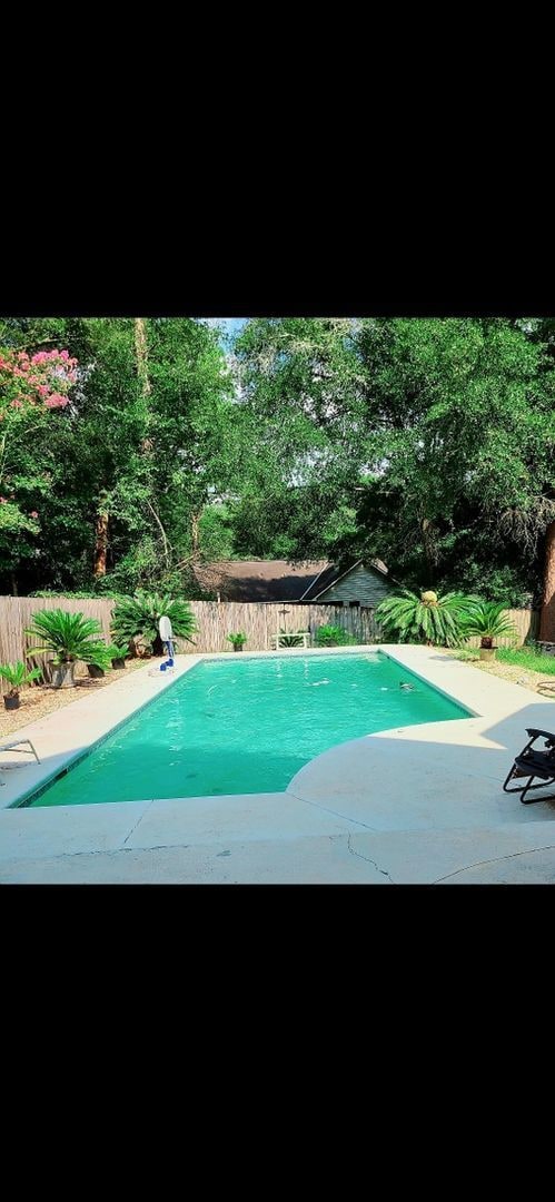 Building Photo - 100 Timberline Ct