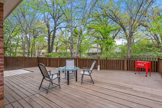 Building Photo - 406 Montauk Ct