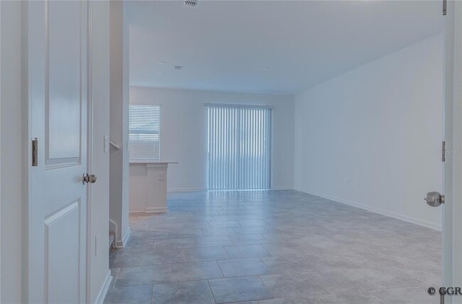 Building Photo - 3239 Laurent Lp