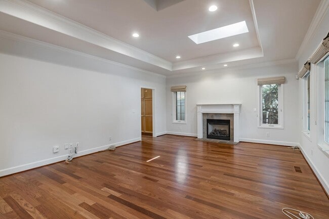 Building Photo - 130 Heather Ln