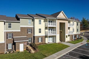 Building Photo - Creekside Crossing Apartments