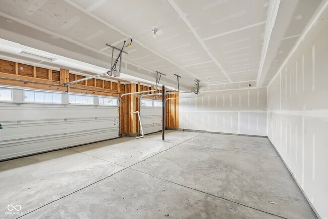 Building Photo - 17255 Gresham Ln