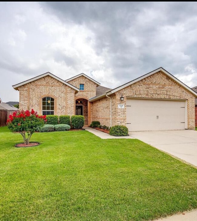 Building Photo - 429 Foxcraft Dr