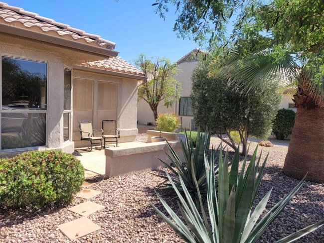 Building Photo - 16248 W Tuscany Way