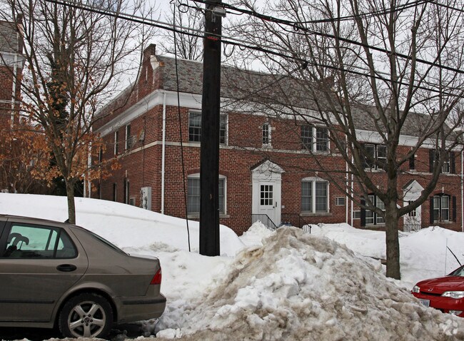 Building Photo - 2614 41st St NW