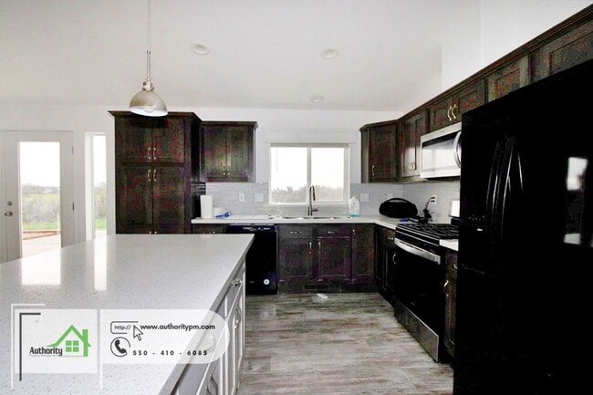 Building Photo - 18848 Lorina Dr