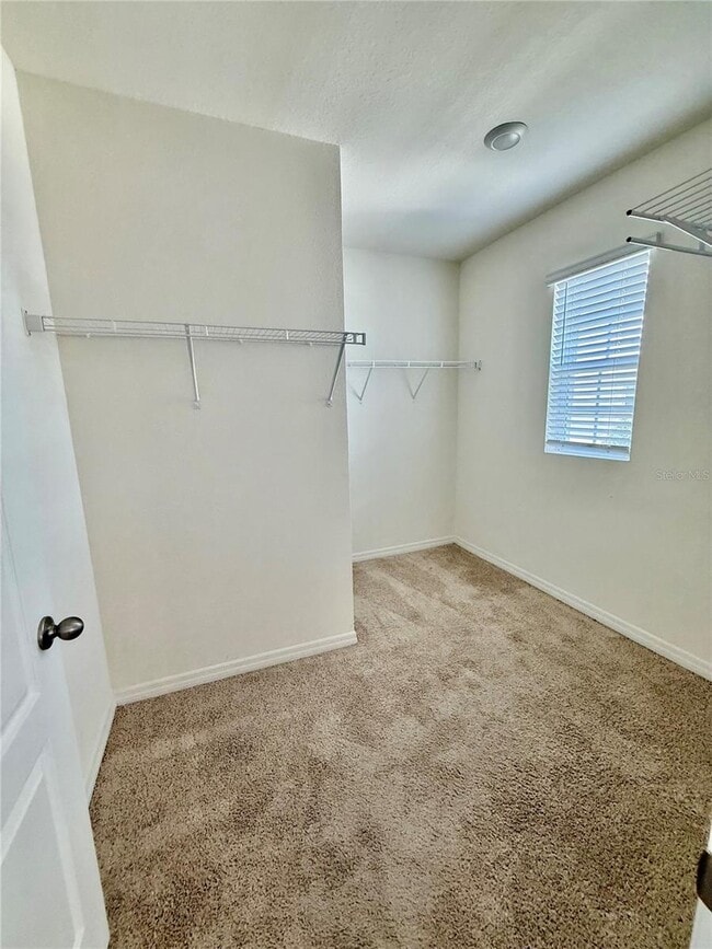 Building Photo - 1739 Post Oak Dr