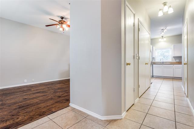 Building Photo - 503 Pickens Ln