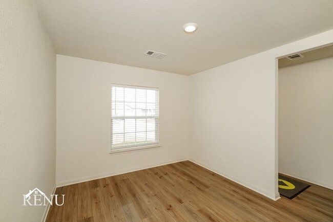 Building Photo - Coming Soon!