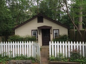 Building Photo - 508 Graymont Ave