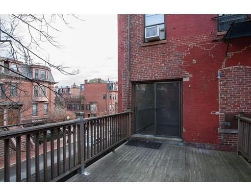 Building Photo - 131 Appleton St