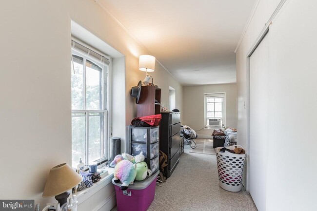 Building Photo - 6234 Ridge Ave