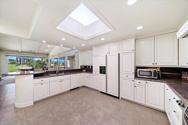 Building Photo - 38615 Palm Valley Dr