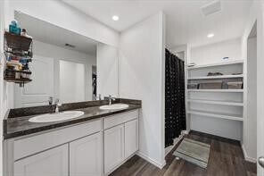 Building Photo - 5231 Mossdale Blf Ln