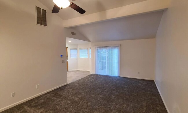 Building Photo - Cozy home in Shasta Lake
