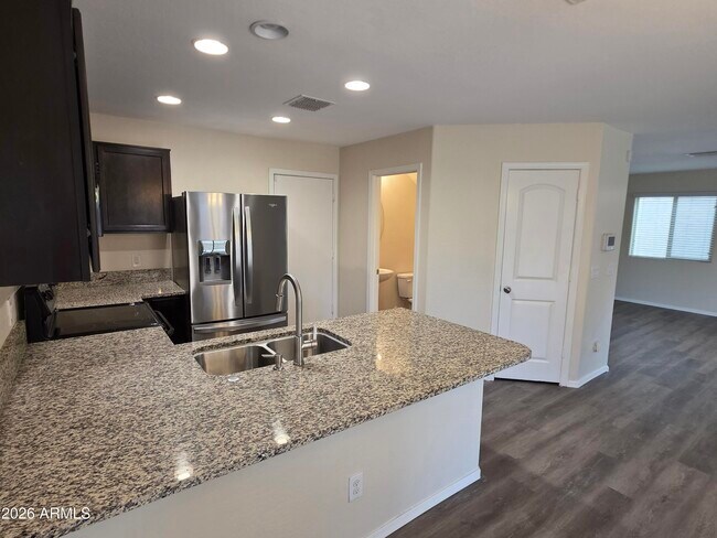 Building Photo - 6063 E Sotol Dr