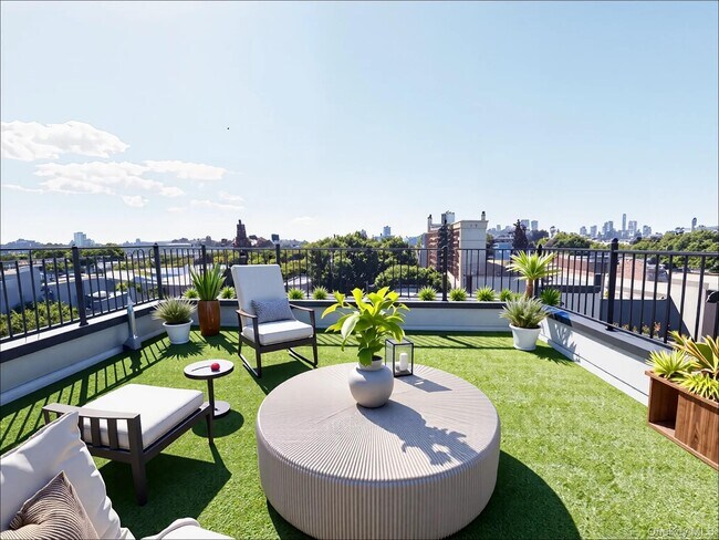 Building Photo - 333 Tompkins Ave