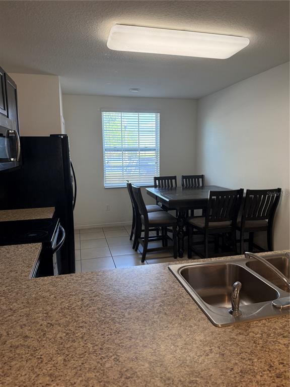Building Photo - 419 Arbor Lakes Dr