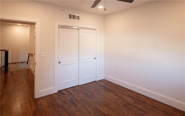 Building Photo - 15 Cranston Ave
