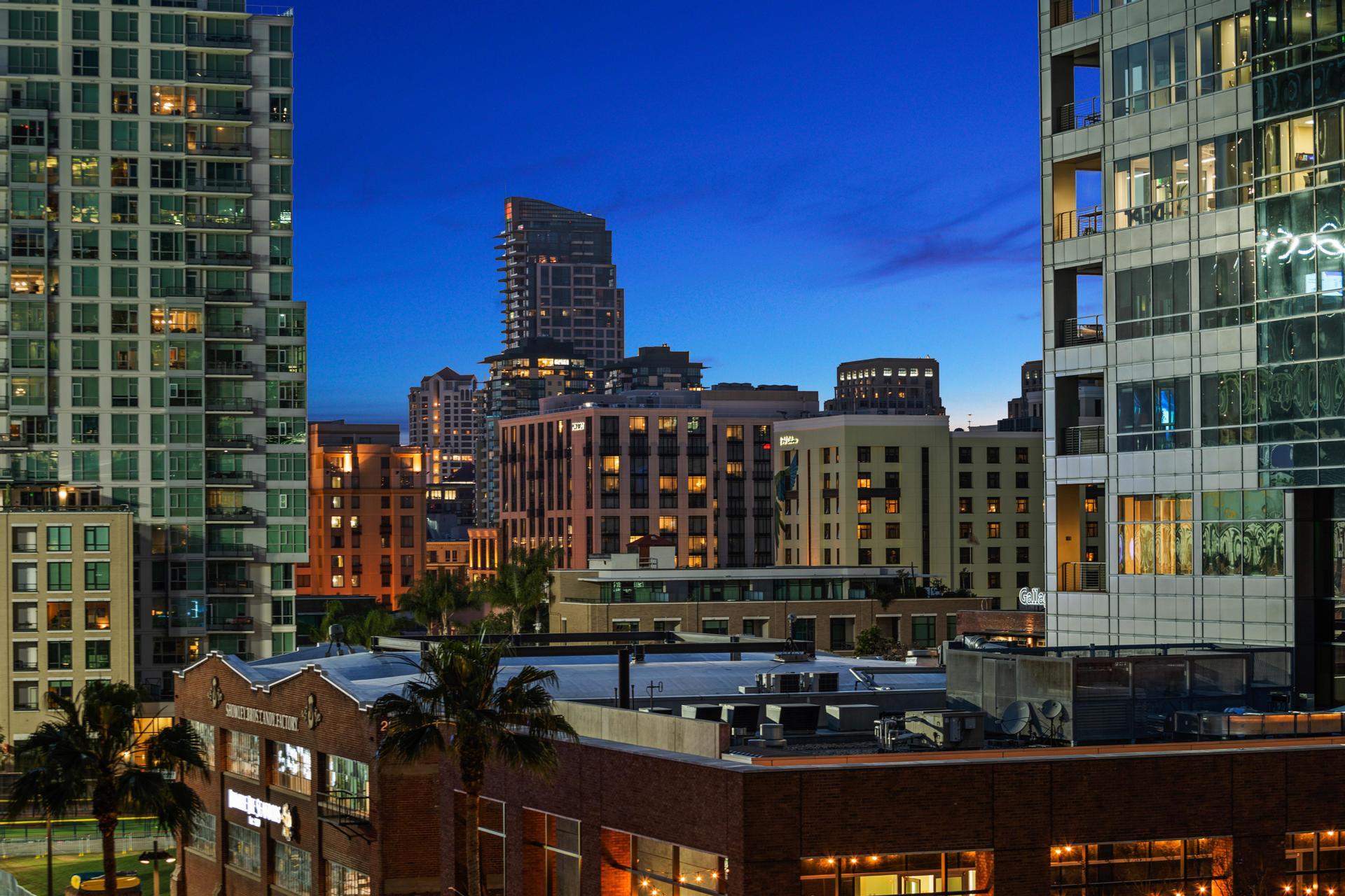 Nice views - 253 10th Ave