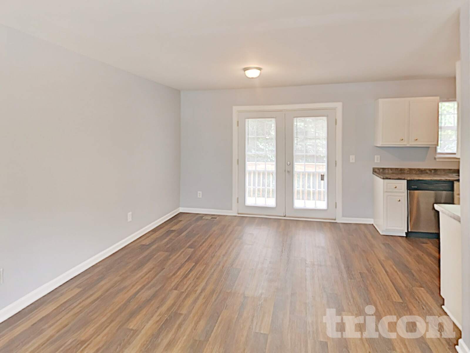 Building Photo - 201 Trowbridge Rd