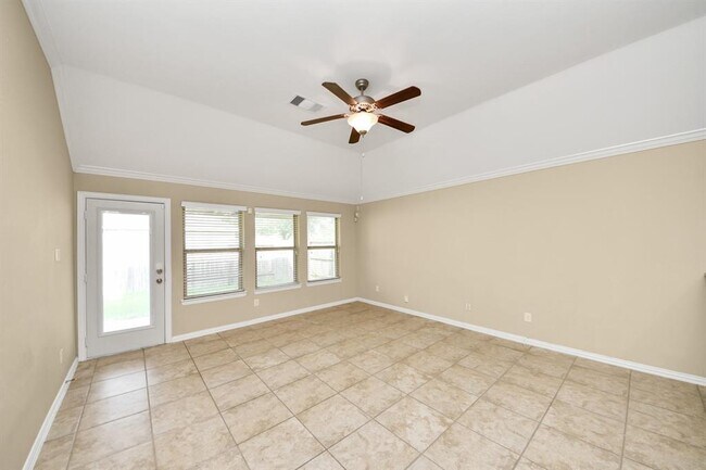 Building Photo - 2439 Dark Elm Dr
